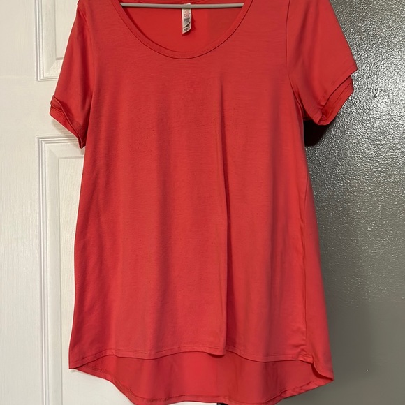 Coral pink - Picture 1 of 4